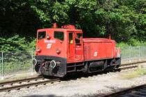 BIF 2062 053-1 am 28.April 2018 als SLZ 98103 von Mistelbach nach Sopron im Bahnhof Bad Sauerbrunn.