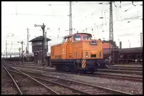Rangierlok Rusalka 16 mit der Nummer 344103 rangiert hier am 29.8.1993 im Bahnhof Wittenberge.