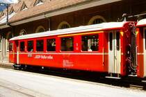 RhB - ABt 1703 I am 18.05.1991 in Chur Sand - 1./2.Klasse Steuerwagen - �bernahme 24.09.1969 - SWS/SWP/RhB/MFO - Fahrzeuggewicht 13,00t - Sitzpl�tze 12/23 - L�P 15,03m - zul�ssige Geschwindigkeit 80 km/h - RhB Logo in rh�toromanisch - �2=12.12.1991 Lebenslauf: ex ABt 1703 I - 11/1997 ABt 1701 II - Hinweis: ge�ndeerte Beschriftung.
