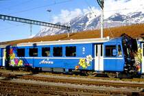 RhB - Bt 1703 II am 26.02.2000 in Chur - 2.Klasse Steuerwagen f�r Arosa-Express - �bernahme 27.05.1969 - SWS/SWP/RhB/MFO - Fahrzeuggewicht 15,00t - Sitzpl�tze 34 - L�P 15,03m - zul�ssige Geschwindigkeit 80 km/h -  �3=26.11.1997 Lebenslauf: ex ABt 1701 I - 05/1997 ABt 1703 II - 26.11.1997 Bt 1703 II
