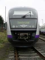 F�r Griechenland bestimmte Desiros in D�ren:
Die bei der OSE als Baureihe 660 eingereihten Dieseltriebz�ge waren hier am 06.02.2004 zu Test- und Probefahrten bei der Rurtalbahn.