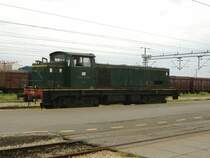 641-027 der ZCG in Podgorica.
Die montenegrinische Eisenbahn ZCG, �eleznice Crne Gore a.d., ist wohl die j�ngste Staatsbahn Europas. Sie ist nach dem Zerfall Restjugoslawiens als selbst�ndige Bahn entstanden. 
 
Die Reihe 642 wurde nach franz�sischem Vorbild ab den 1960ern bei der Firma Đuro Đaković (heute Kroatien) gebaut.

Podgorica 27.04.2006
