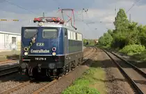 110 278-9 von der Centralbahn kommt als Lokzug aus Trier-Hbf nach Mönchengladbach-Hbf und kommt aus Richtung Koblenz,Bonn und fährt durch Roisdorf bei Bornheim in Richtung Köln. Aufgenommen vom Bahnsteig in Roisdorf bei Bornheim. 
Bei schönem Sonnenschein und Wolken am Nachmittag vom 1.5.2018.