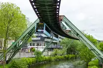 Am 30.4.2018 konnte ich GTW15-Triebwagen 03 auf der Fahrt nach Vohwinkel bei der Einfahrt in die Station Ohligsmühle aufnehmen.