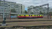 Dieses Bahnhdienstfahrzeug dient zur Überprüfung der Gleise und Oberleitungen. Fotografiert im Nordbahnhof Bukarest am 20.04.2018