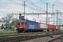 Re 620 023-2 durchfährt den Bahnhof Pratteln. Die Aufnahme stammt vom 26.04.2018.