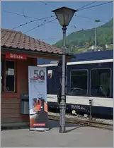 50 Jahre Blonay - Chamby - wenn auch zur Zeit noch nicht ganz aktuell, die moderne Seite des Jubiläums: Im Hintergrund der  Blonay-Chamby  CEV SURF und im Vordergrund der Hinweis auf das  Bernina-Festival. 
Nun folgt am Wochenende erst mal der zweite Teil des Mega Steam Festivals (MSF) auf welchen wir bereits sehr gespannt sind.

Blonay, den 4. Mai 2018 