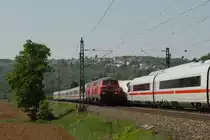05.05.2018 Streckenabschnitt Uhingen 218 343-2, IC begegnet ICE