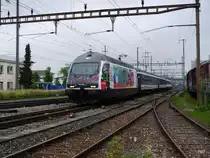 SBB - Lok 460 099-5 mit Personenwagen unterwegs im Bahnhof Prattelen am 17.05.2018