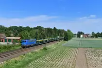 140 042 mit einem leeren Autozug am 22.05.2018 bei Eystrup. 