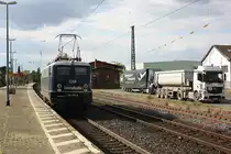 # Roisdorf 52
Ein Nachschuss auf die 110 278-9 der Centralbahn die aus Koblenz/Bonn kommend durch Roisdorf bei Bornheim in Richtung Köln unterwegs ist.

Roisodrf
01.05.2018