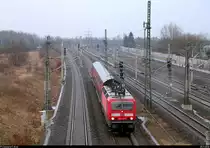 143 034-7 der S-Bahn Mitteldeutschland (DB Regio Südost) als S 37715 (S7) von Halle-Nietleben nach Halle(Saale)Hbf Gl. 13a passiert den Abzweig Thüringen (At). Aufgenommen von der Brücke Dieselstraße, Halle (Saale). [28.3.2018 | 8:08 Uhr]