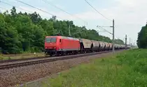 145 091 der Beacon Rail Leasing führte am 27.05.18 einen Getreidezug durch Burgkemnitz Richtung Bitterfeld.