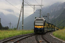 Das neue Rollmaterial der Berner Oberland Bahn: Dreiteiliger Steuerwagen 425 + dreiteiliger Triebwagen 326 in Burglauenen. 29.Mai 2018 