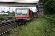 # Duisburg-Entenfang 5
Der 628 460 mit dem Wedauer RB 37 (Duisburg HBF - Duisburg-Entenfang) bei der Einfahrt in Duisburg-Entenfang.

Duisburg-Entenfang
02.06.2018