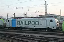 Am Morgen des 10.03.2017 stand Rpool/BLSC 187 009-6 abgestellt zwischen weiteren BLSC-Maschienen im Badischen Bahnhof von Basel und wartete auf ihren nächsten Einsatz.