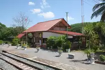 Aufnahmsgebäude der Kaeng Luang Station am 20.Mai 2018.