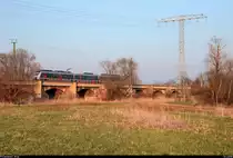 9442 ??? (Bombardier Talent 2) von Abellio Rail Mitteldeutschland als RE 74716 (RE9) von Halle(Saale)Hbf nach Kassel Hbf fährt in der Saaleaue bei Angersdorf auf der Bahnstrecke Halle–Hann. Münden (KBS 590). [8.4.2018 | 19:09 Uhr]