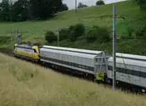 SWISS RAIL TRAFFIC.
Überraschungszug zwischen Wangen an der Aare und Niederbipp mit der Rem 487 001 unterwegs am 12. Juni 2018.
Foto: Walter Ruetsch 