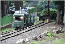 Kemencei Erdei Múzeumvasút, Kemence - Feketevölgy Panzió. Einfahrt in Feketvölgy. (09.06.2018)