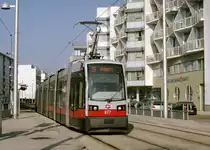 Wien Wiener Linien SL 25 (B 677) XXII, Donaustadt, Kagran, Tokiostraße / Prandaugasse im Februar 2017. - Scan eines Farbnegativs. Film: Fiji S-400. Kamera: Konica FS-1.