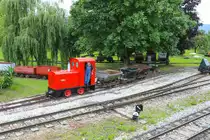 Da flitz die Rote Feldbahnlok dahin ,..... 
23.06.2018
