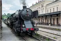 Die SZ 33-037 kurz vor der Abfahrt von Nova Gorica nach Jesenice auf der Wocheinerbahn.
Bf. Nova Gorica/Görz 16.06.2018
