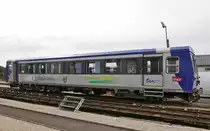 SNCF-X241 Dieseltriebzug aus der Baureihe X240, von der zwei Stück für die Meterspurstrecke der Chemin de fer du Blanc-Argent gebaut wurden. 
Dieser Meterspurzug wurde 1983 vom Hersteller CFD in Bagnères-de-Bigorre gebaut. Ähnliche Züge wurden auch für die Meterspurbahnen auf Korsika und in der Provence gebaut.

Romorantin ist der Betriebsmittelpunkt der Meterspurstrecke der Chemin de fer du Blanc-Argent im Zentrum Frankreichs. Hier beginnen und enden die meisten Züge in beide Richtungen.Die Betriebsführung hat die SNCF-Tochter Keolis. 

2014-09-17 Romorantin