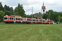 WALDENBURGERBAHN.
Impressionen vom 28. Juni 2018.
Auch mit vier Wagen macht die WB eine gute Figur. 
Foto: Walter Ruetsch