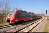 Fahrzeugwechsel auf der S7: Drei gebrauchte Hamster aus dem Rheinland...
442 602 (Bombardier Talent 2) der S-Bahn Mitteldeutschland (DB Regio Südost) als S 37725 (S7) von Halle-Nietleben nach Halle(Saale)Hbf Gl. 13a erreicht den Bahnhof Halle Südstadt auf der Bahnstrecke Halle–Hann. Münden (KBS 590). [14.4.2018 | 10:30 Uhr]