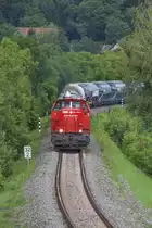 Geschätzte 1600 Tonnen ziehen die beiden Schwestern GH 1700.1 und 2 den Berg hinauf. 
7.Juli 2018