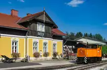 Am 8.Juli 2012 präsentierte Max die D6 in frischem Farbkleid. 
Heute nicht mehr anders Vorstellbar war mir das Grün das sie vorher trug damals lieber. 
