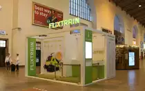 8.7.18 Stuttgart Hbf. Gab`s sowas nicht schon in rot und nannte sich  Pluspunkt ...
PS: (24.11.18) inzwischen schon wieder weg...