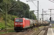 Aufgrund von Bauarbeiten befuhr dieser mit 185 160 bespannte Güterzug im Bahnhof Stolberg (Rheinland) abweichend Gleis 2.
Aufgenommen am 5. Juli 2018.