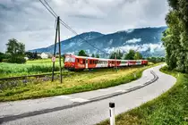 Geschoben von 2016 059-5, fährt die S4 4807 (Villach Hbf - Hermagor), nahe dem Bahnhof Görtschach-Förolach vorüber.
Aufgenommen am 4.7.2018.

<a href= http://www.gailtalbahn.at/  rel= nofollow >www.gailtalbahn.at/</a>
<a href= https://www.facebook.com/vereingailtalbahn/  rel= nofollow >www.facebook.com/vereingailtalbahn/</a>