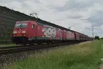 Da ist mir auch mal wieder die 185 339-3 mit einer Schwesterlok an einem Kohlezug vor die Linse geraten. 13.6.2018 bei Allerheiligen