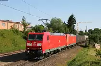 185 058-5 und 185 085-8 mit dem EZ 45175 (Kornwestheim Rbf-Wolfurt) bei Rottweil 2.7.18