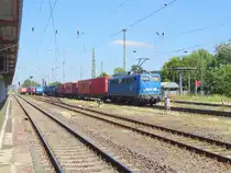 Am 14.07.2018 kam die 140 038(140 851) mit einem Containerzug aus Richtung Magdeburg nach Stendal und fuhr weiter in Richtung Uelzen.