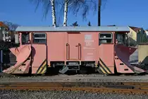 Der DR Schneepflug SPS 038 97-09-42 am Bahnhof Radebeul-Ost. (April 2018)