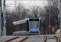 Zwischen seinen Gleisen -

... ist scheinbar diese Combino-Straßenbahn unterwegs. Die damals noch ganz neue Strecke nach Ulm-Böfingen an der Haltestelle Egertweg.

22.03.2009 (M)