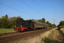 Historische Eisenbahn Frankfurt am Main V36 406 mit zwei Umbauwagen am 06.07.18 in Hanau West