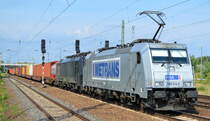 METRANS 386 014-5 (NVR-Number: 91 54 7386 014-5 CZ-MT] mit der polnischen MRCE Dispo ES 64 F4-452 und Containerzug am Haken aus Polen kommend am 18.07.18 Bf. Flughafen Berlin-Schönefeld.