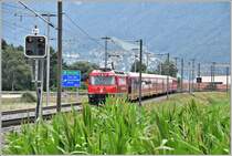 IR1145 mit Ge 4/4 III 644  Savognin  zwischen Chur West und Felsberg. (21.07.2018)