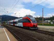 4024 104-4 ereicht am Weg nach Lienz als S1,4241 den Bhf. Treibach/Althofen; 170825