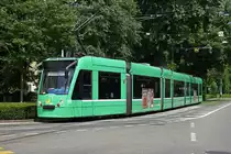 Be 6/8 Combino 305, auf der Linie 14, fährt zur Haltestelle Aschenplatz. Die Aufnahme stammt vom 26.05.2018.