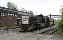 500 1571 (275 625), zum Aufnahmezeitpunkt sehr wahrscheinlich für RBH im Einsatz // Gladbeck, BÜ Talstraße // 01.06.2018 