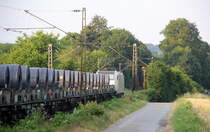Ein Blick auf einen Coilzug aus Kinkempois(B) nach Köln-Gremberg(D).
Aufgenommen an der Montzenroute am Gemmenicher-Weg. 
In der Abendstimmung an einem schönem Sommerabend vom 23.7.2018.