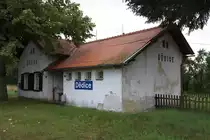 Aufnahmsgebäude des Bf. Dedice am 14.Juli 2018.