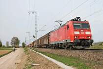 Am Nachmittag des 05.04.2017 bespannte die 185 090-8  Bombadier Werk Kassel  einen gemischten Güterzug (Mannheim Rbf - Basel Bad Rbf), als sie nördlich von Müllheim (Baden) in Richtung Süden fuhr und nur noch wenige Kilometer bis zum Zielbahnhof vor sich hatte.