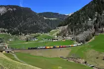 193 601 mit einer RoLa am 21.04.2018 bei St. Jodok am Brenner.  